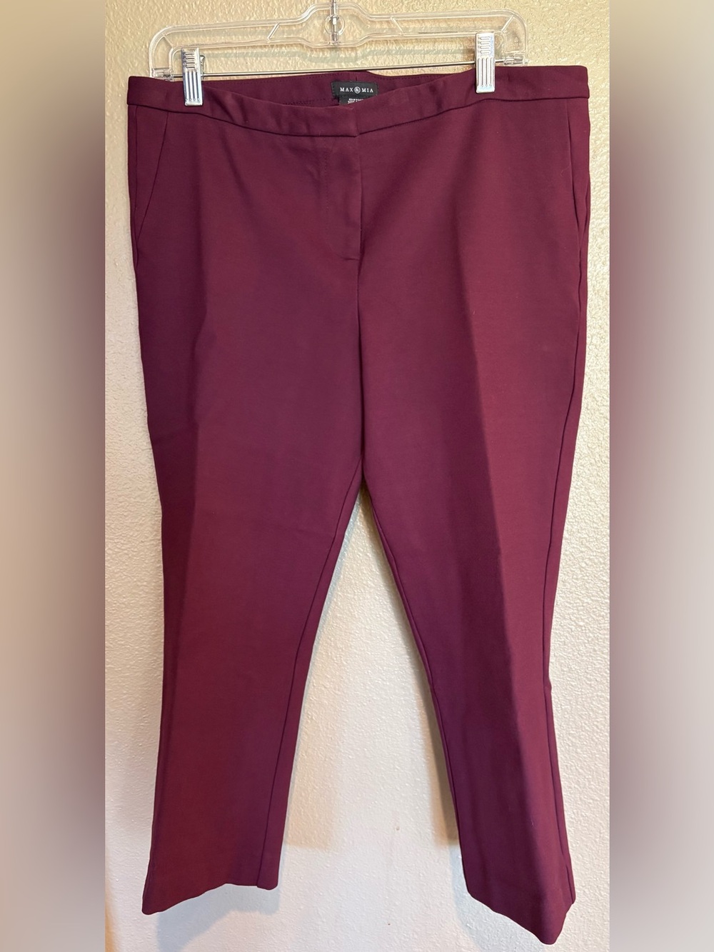 Tailored Burgundy Cropped Ponte Pants - Sleek Office Staple